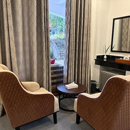 Elegant Hotel Kandy Eksteriør bilde