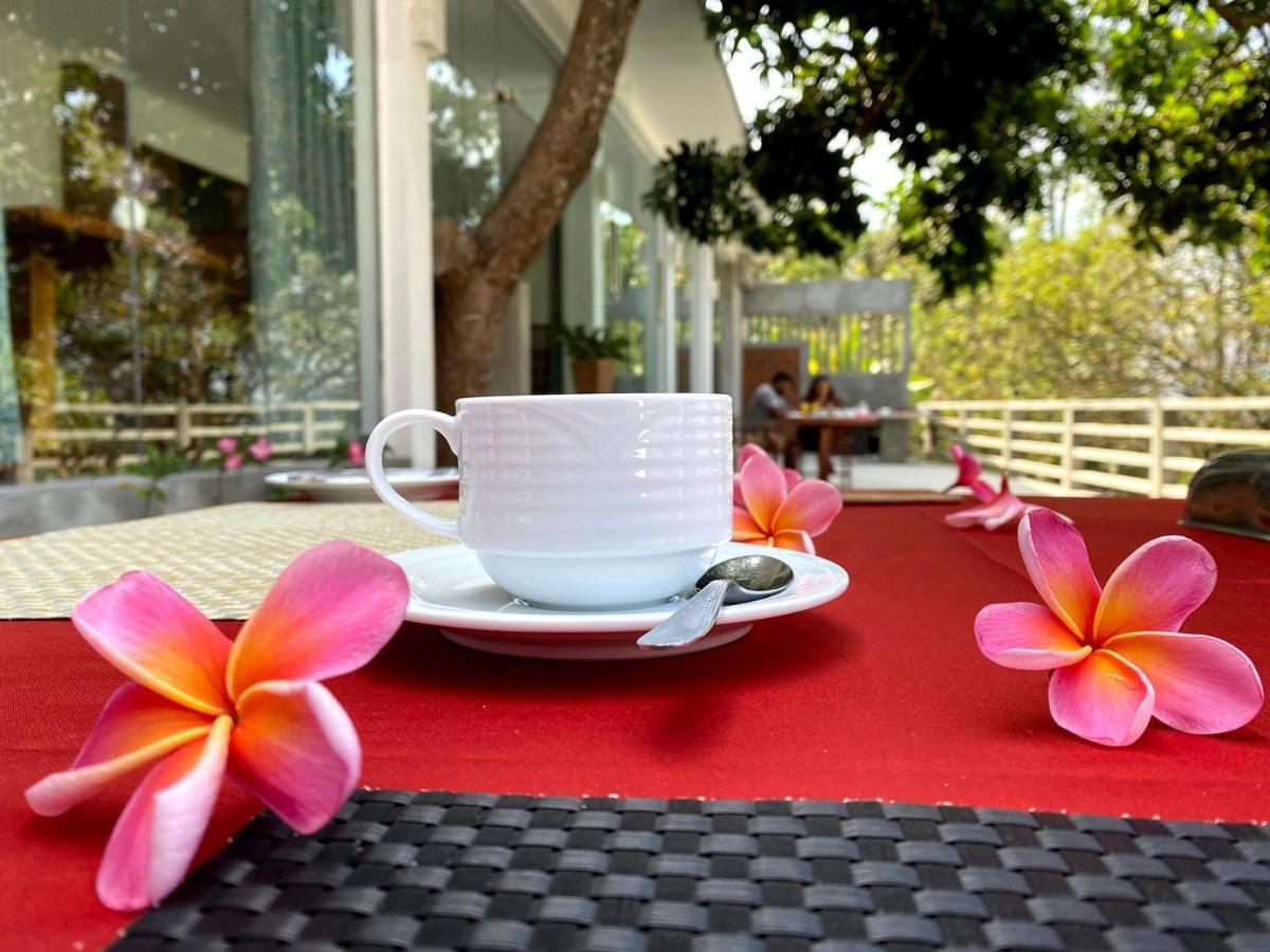 Elegant Hotel Kandy Eksteriør bilde