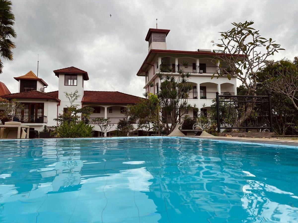 Elegant Hotel Kandy Eksteriør bilde