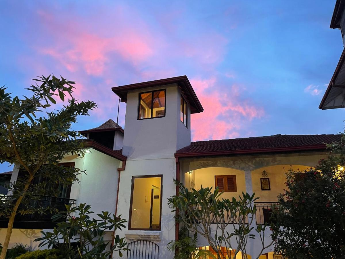 Elegant Hotel Kandy Eksteriør bilde