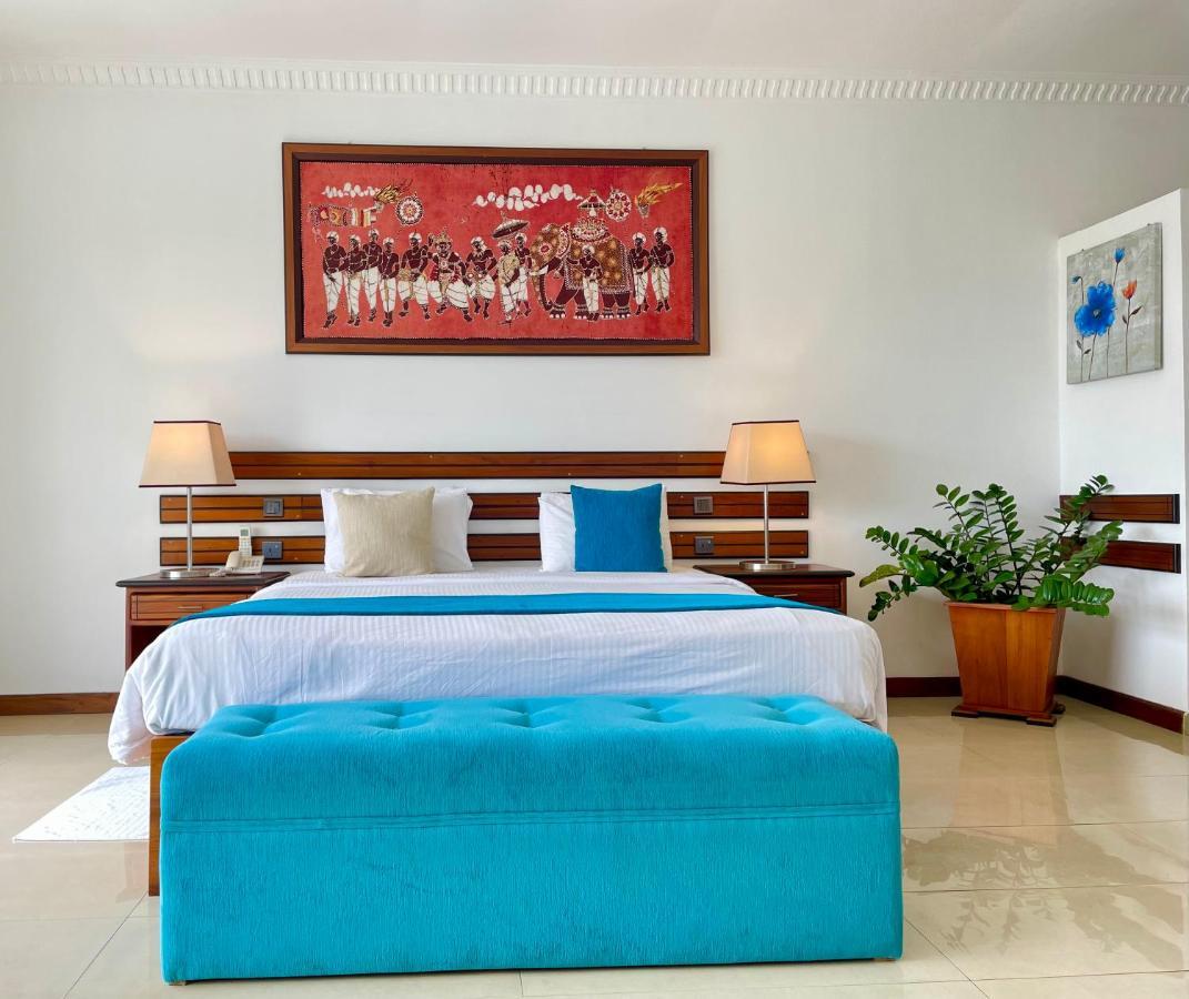 Elegant Hotel Kandy Eksteriør bilde