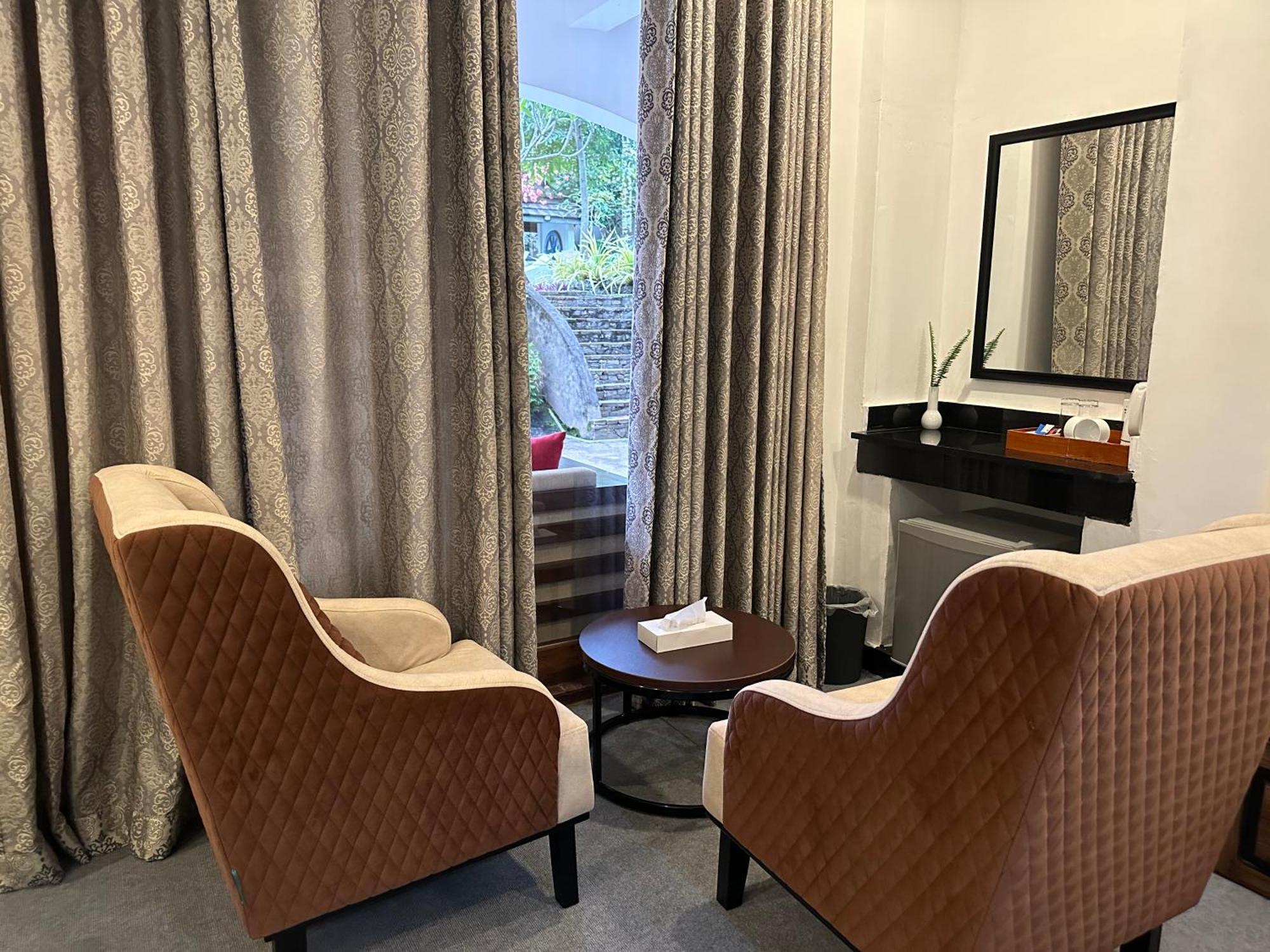 Elegant Hotel Kandy Eksteriør bilde